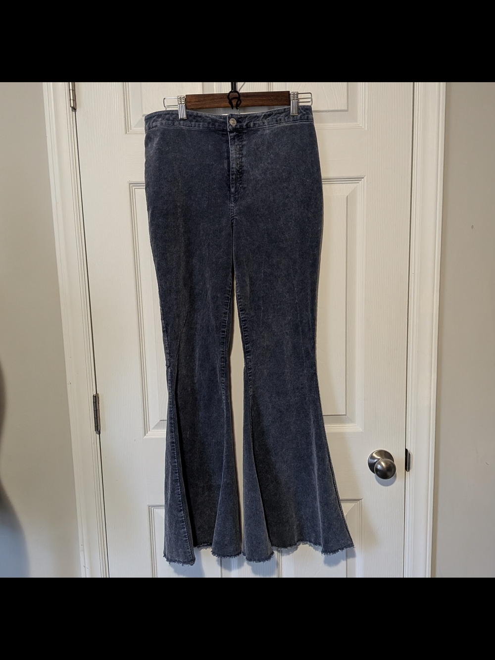Versona Brand Distressed Blue Corduroy Bell Bottoms Modern Sz 10